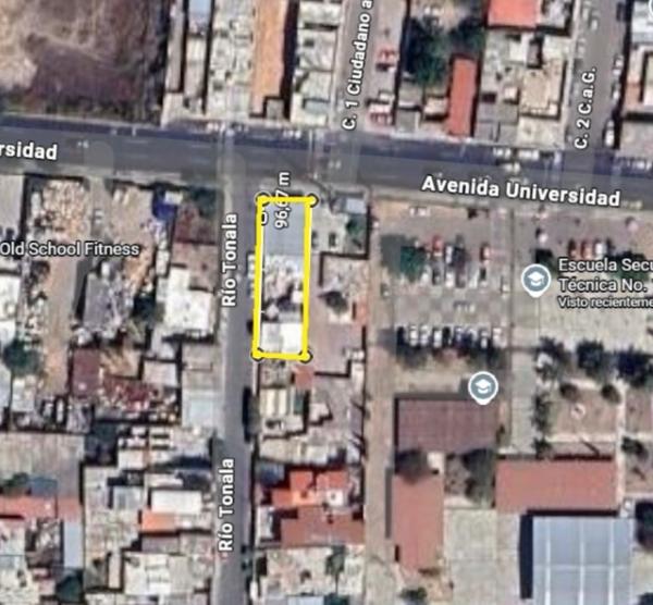 TERRENO EN RENTA SOBRE AV. Universidad SAN JUAN DEL RÍO QRO.