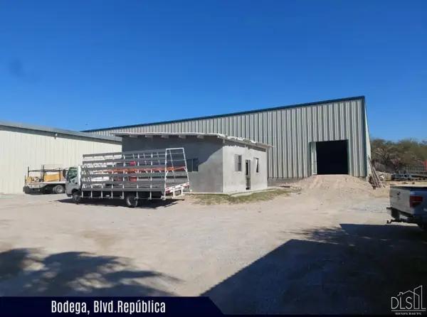 Bodega disponible para renta ubicada en Blvd. República