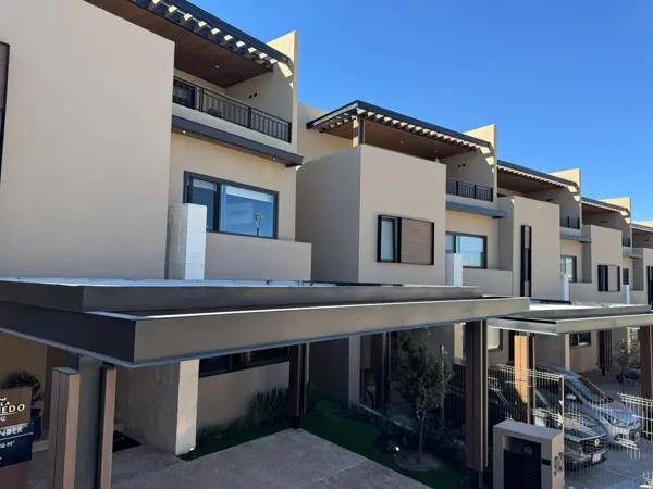 Residencia Contemporánea en Venta en Villa Carriedo, Querétaro — confort y exclusividad Residencia Contemporánea en Venta en Villa Carriedo, Querétaro — confort y exclusividad