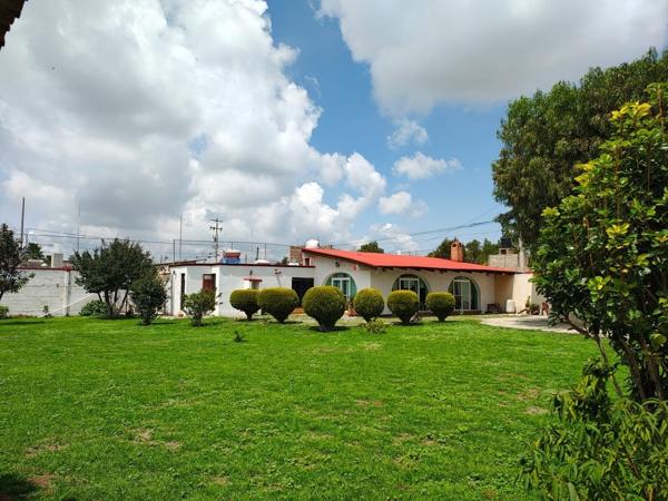 VENTA DE CASA DE UNA PLANTA CON AMPLIO JARDIN, MINERAL DE LA REFORMA, HIDALGO