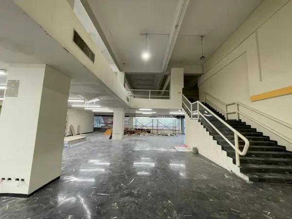 LOCAL COMERCIAL EN RENTA EN PLAZA LA SILLA. AV EUGENIO GARZA SADA, CONTRY. MTY