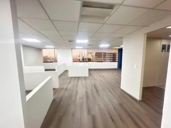 RENTA OFICINA EN MASARYK