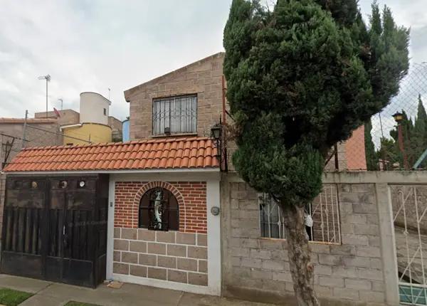 Casa en Venta En Geovillas de Costitlan, Chicoloapan, Edomex. Recuperación Bancaria JX71..