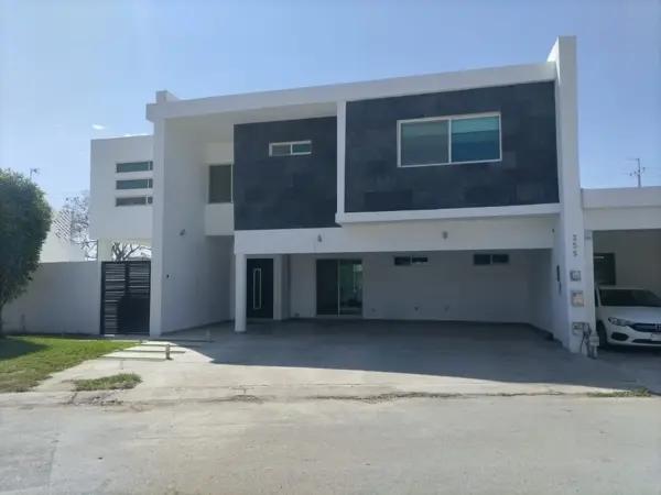 Casa amueblada en renta en Fraccionamiento Quinta Real