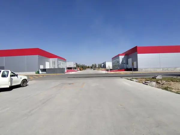 NAVE INDUSTRIAL EN VENTA EN EL MARQUES CERCA DEL AEROPUERTO