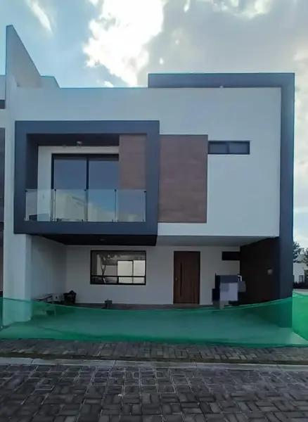 Casa en Venta en Lomas de Angelópolis con Acabados y Amenidades Premium Excelente Ubicación y Área S