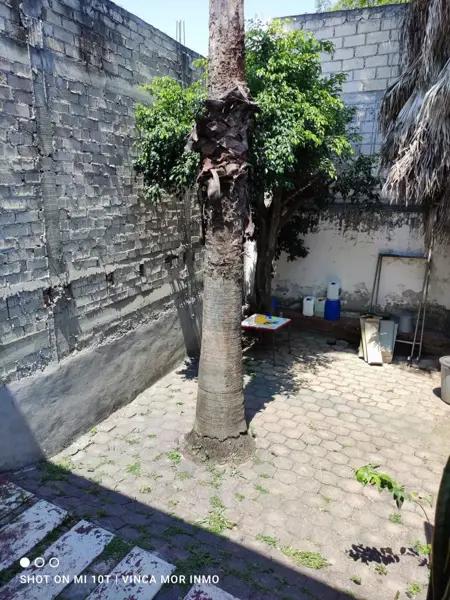 Venta de edificio en el Centro de Jiutepec sobre calle principal 

$3,980,000