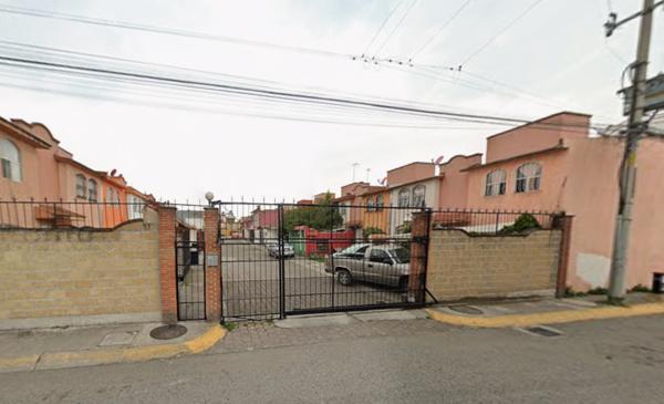 Casa en Condominio en Venta en Colonia San Mateo Otzacatipan Sauces, Toluca Edo Mex. Casa en Condominio en Venta en Colonia San Mateo Otzacatipan Sauces, Toluca Edo Mex.