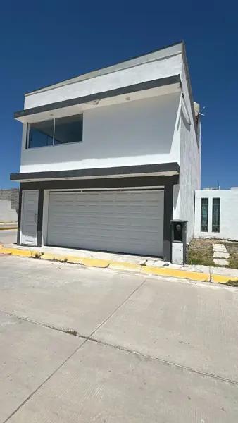 Casa en Venta por Adjudicación en Rinconada de Santa Fé, Mineral de la Reforma MM8011