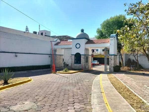 Departamento en Remate Judicial en Prados Agua Azul, Puebla - Oportunidad de Inversión MM8011