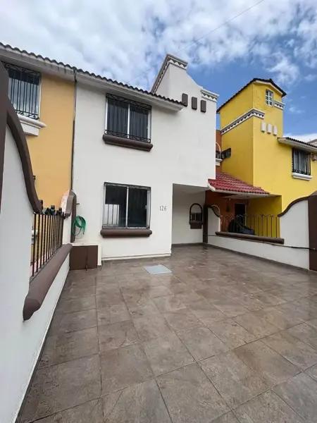 CASA EN VENTA EN JARDINES DE TULTITLÁN, TULTITLÁN, EDOMEX CASA EN VENTA EN JARDINES DE TULTITLÁN, TULTITLÁN, EDOMEX