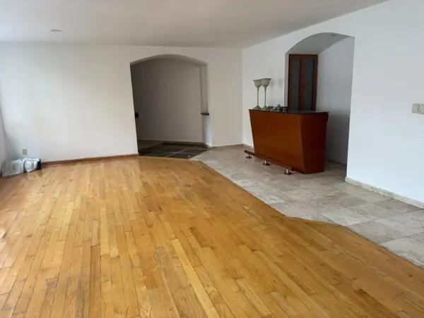 Departamento en venta en Hacienda de las Palmas Huixquilucan
