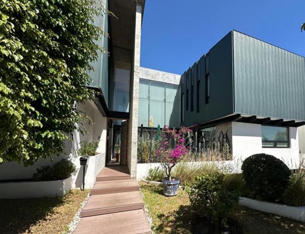 RESIDENCIA EN LOMAS DE ANGELOPOLIS CON $1.6 MDP DE PLUSVALIA INMEDIATA