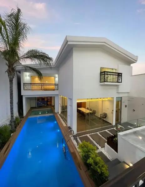CASA EN VENTA EN CUMBRES 2DO SECTOR MONTERREY NUEVO LEÓN
