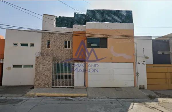 VENTA DE CASA EN LOMAS DEL TZOMPANTLE CUERNAVACA MORELOS AD15