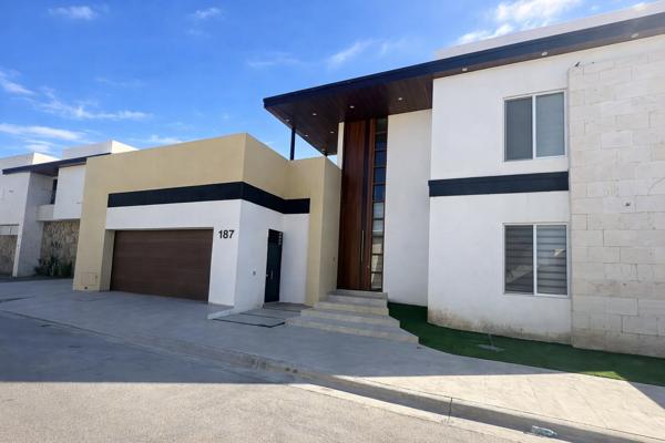 CASA EN VENTA HACIENDA EL ROSARIO CASA EN VENTA HACIENDA EL ROSARIO