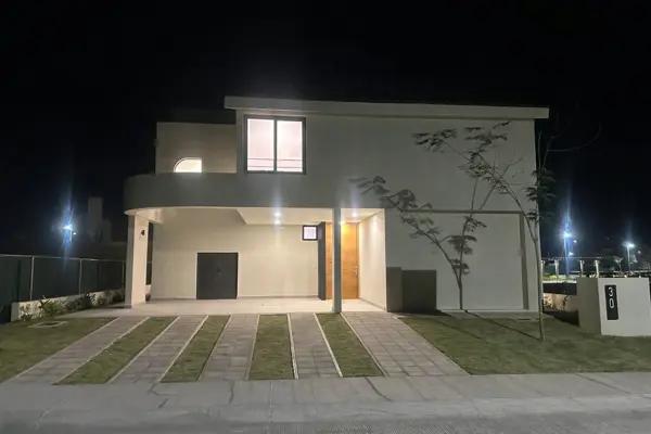 Casa en Venta en Karakal Residencial Nuevo Vallarta | Jardín Privado y Amenidades