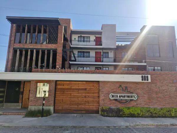 Venta departamento con vigilancia y área verde. San Pedro Cholula
