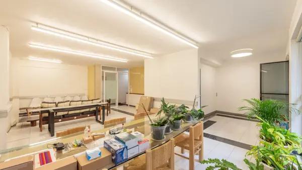 Edificio de 5 niveles con Uso de Suelo en Naucalpan | 558m2 | Roof Garden | 8 Autos