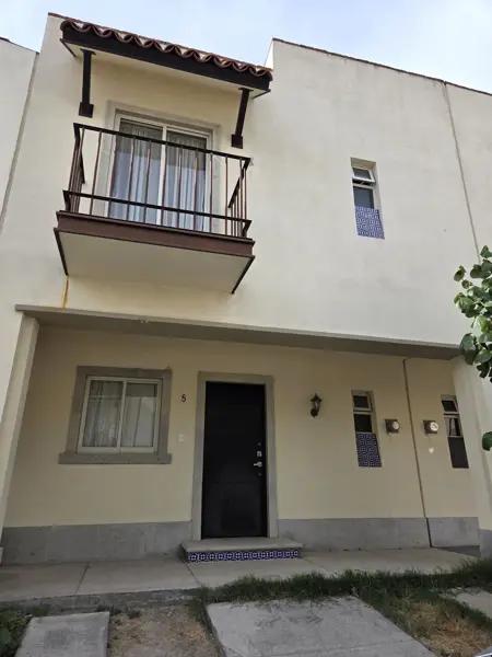 CASA EN VENTA ALTA CALIFORNIA, EXCELENTE INVERSION