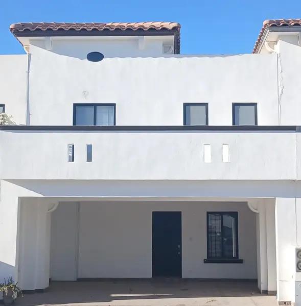 CASA RENTA AMUEBLADA LAS LOMAS