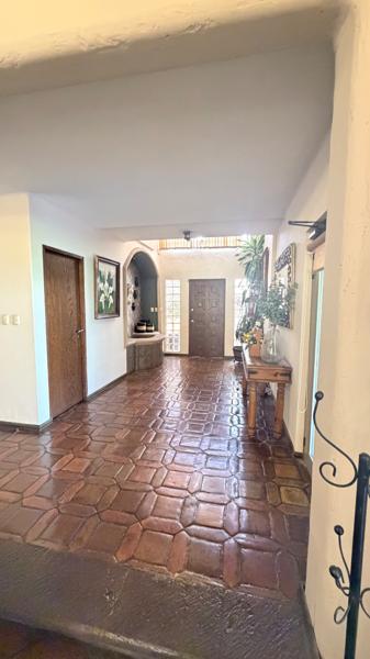 Excelente casa de 1 piso, estilo Mexicano