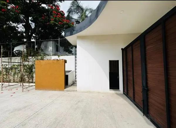 Ultimo lote en Lomas de Cuernavaca.
