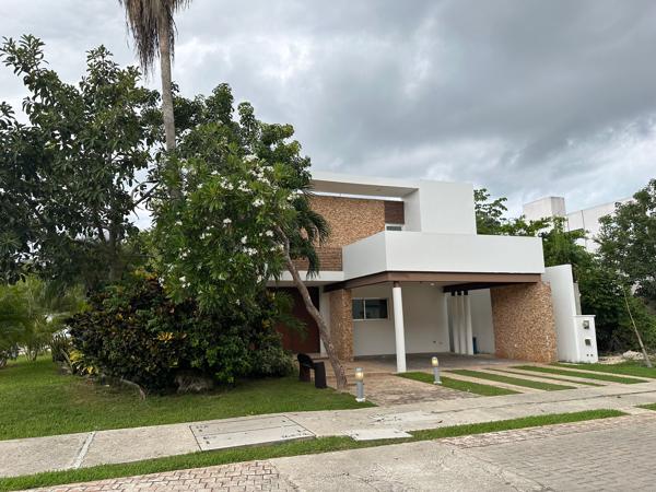 Casa de campo en renta, 4 recámaras, Playa del Carmen, zona Diamante Casa de campo en renta, 4 recámaras, Playa del Carmen, zona Diamante