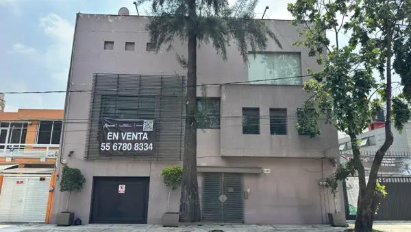 Edificio con Uso de Suelo Mixto en Venta | Col. El Prado | 1015 m2 | 3 niveles | 8 estacionamientos