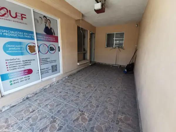 Casa en venta al poniente de la ciudad