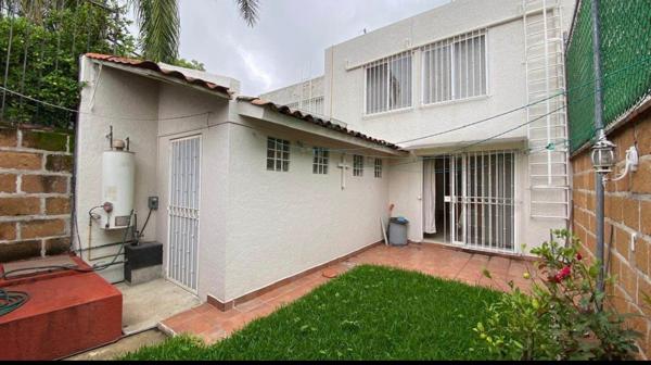 Casa en Condominio en Venta en Centro Jiutepec, Morelos - 3 Recámaras con Alberca Casa en Condominio en Venta en Centro Jiutepec, Morelos - 3 Recámaras con Alberca