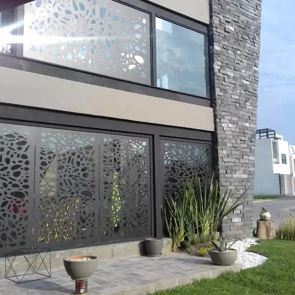 CASA CON JARDIN DE 60 MTS Y ROOFGARDEN EN ARBORETO