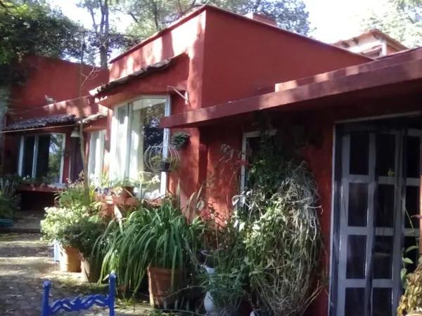 CASA EN VENTA.
COLONIA DEL BOSQUE. CUERNAVACA, MORELOS
