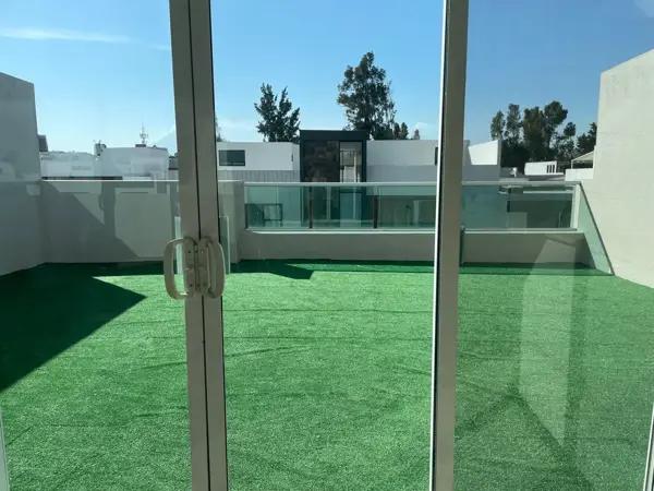 BUENISIMA CASA EN ZONA SANDIEGO ARBORETO