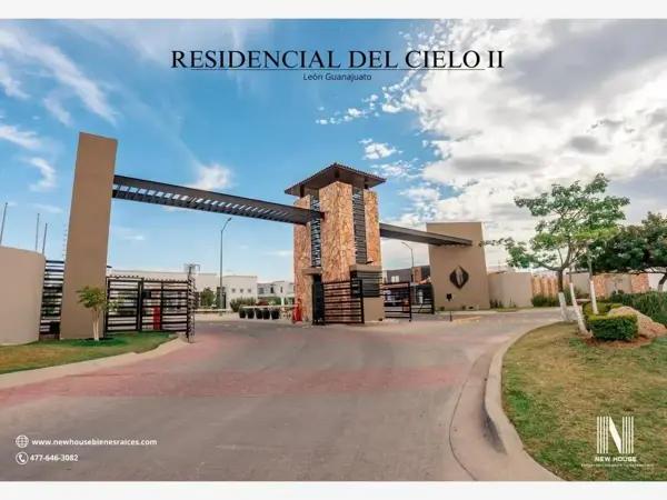 VENTA CASA EN RESIDENCIAL EL CIELO AL NORTE DE LEON GTO.  tu hogar soñado o para invertir