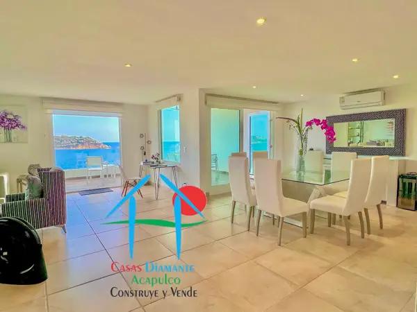 Depa en renta vacacional con vista al mar desde la terraza y las recámaras
