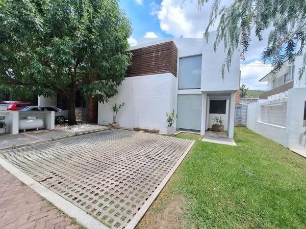 Se Vende Casa estilo moderno  en San Antonio de Ayala, el mejor lugar para vivir.