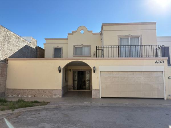 Casa en Venta de OPORTUNIDAD en los Arrayanes con 5 RECAMARAS Y UNA EN PLANTA BAJA