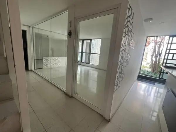 Oficina en Renta en León, Jardines del Moral - Espacios Amplios y Funcionales