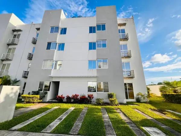 DEPARTAMENTO EN VENTA CON PENTHOUSE Y TOTALMENTE AMUEBLADO EN CLÚSTER CON ALBERCA. DEPARTAMENTO EN VENTA CON PENTHOUSE Y TOTALMENTE AMUEBLADO EN CLÚSTER CON ALBERCA.