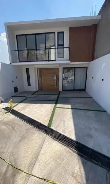 CASA EN VENTA EN LOMAS DE VALLE DORADO, TLALNEPANTLA DE BAZ, EDOMEX