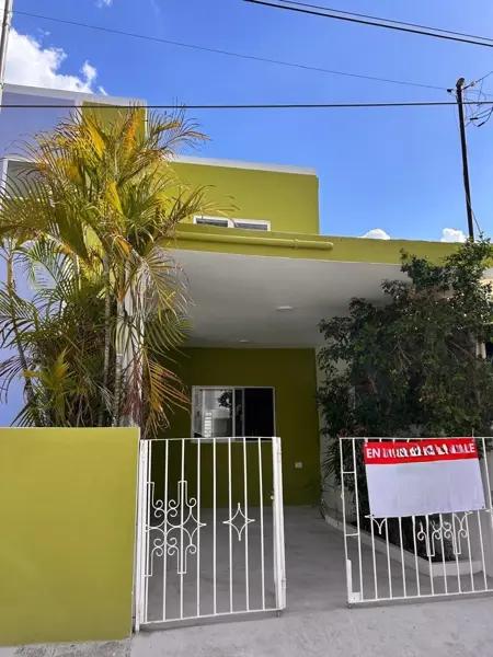 CASA NUEVA EN VENTA EN EL CORAZON DE MERIDA A UNA CUADRA DE LA PLANCHA
