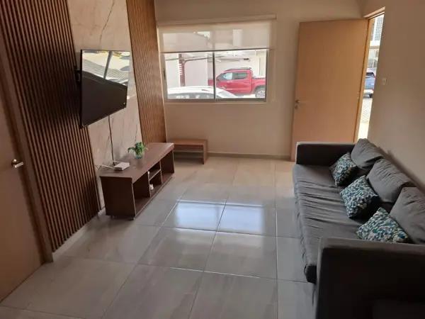 RENTO DEPARTAMENTO AMUEBLADO EN PLANTA BAJA EN CONDOMINIO CON ALBERCA Y CLIMATIZADO