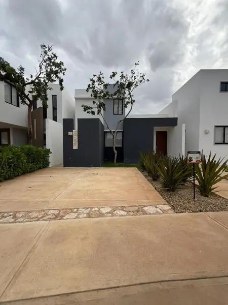 CASA EN VENTA EN MERIDA EN PRIVADA CON AMENIDADES, CAUCEL, MOD G CASA EN VENTA EN MERIDA EN PRIVADA CON AMENIDADES, CAUCEL, MOD G
