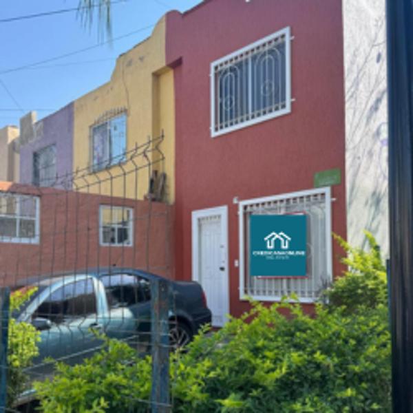 Casa en venta en Haciendas Del Valle, Zapopan - Oportunidad única sin hipoteca