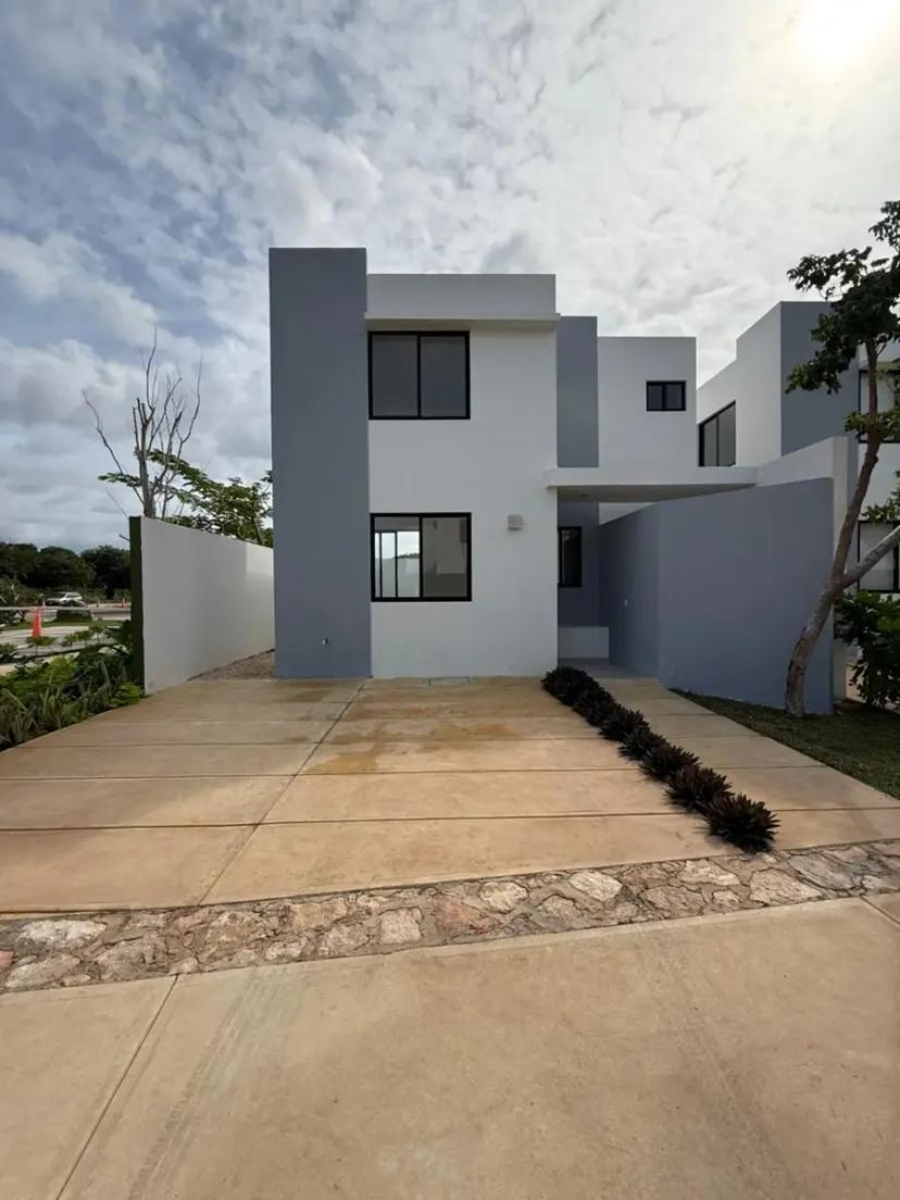 Foto 0 de CASA EN VENTA EN MERIDA EN PRIVADA CON AMENIDADES, CAUCEL, MOD A2 | Id nn-gwi380