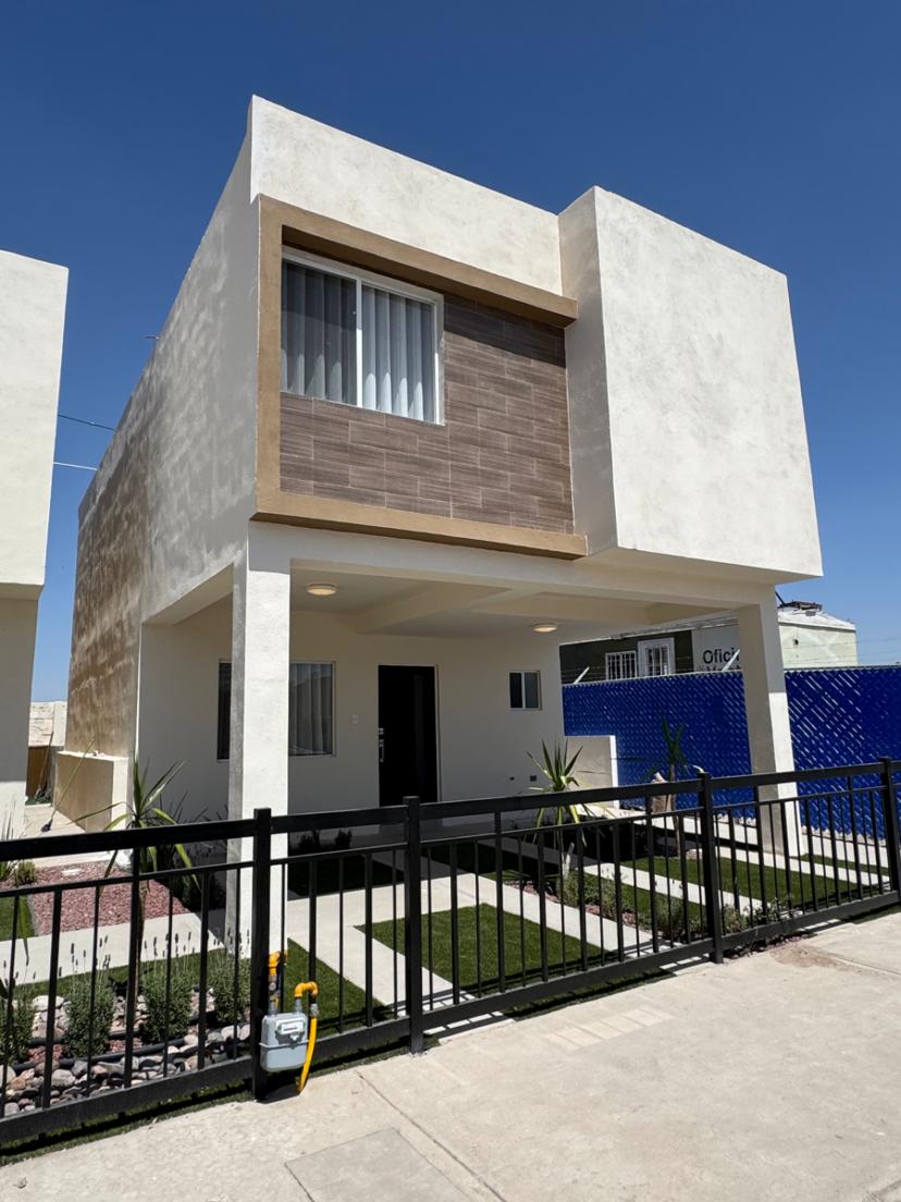 Foto 0 de Estrena tu casa en Manantiales a 5 min de periférico gayosso Torreón con cochera techada | Id nn-gwi383