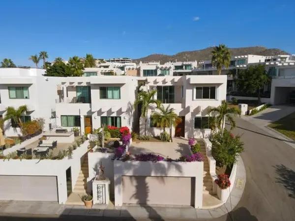 Casa en Venta en El Tezal, Los Cabos – Comunidad Cerrada