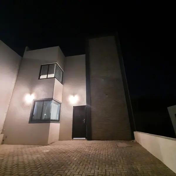 Loft Duplex (2) muy cerca de la Anahuac!  Doble potencial de retorno de inversión