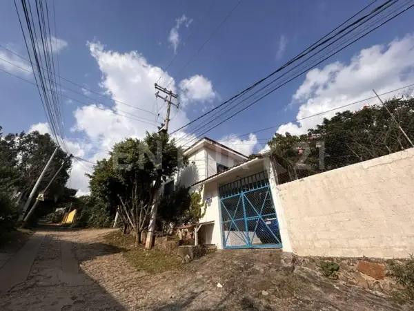 Casa en venta en C. Paraje Alarcon Cuernavaca